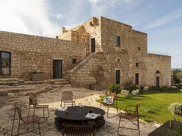 Masseria Belvedere's impressive sandy stone façade oozes character. 